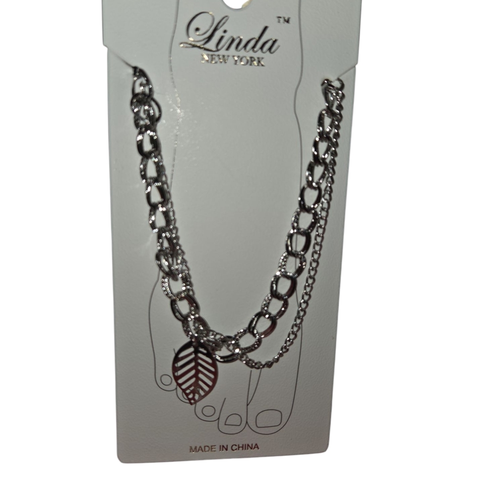 Double Layered Chain Anklet With Leaf Pendant